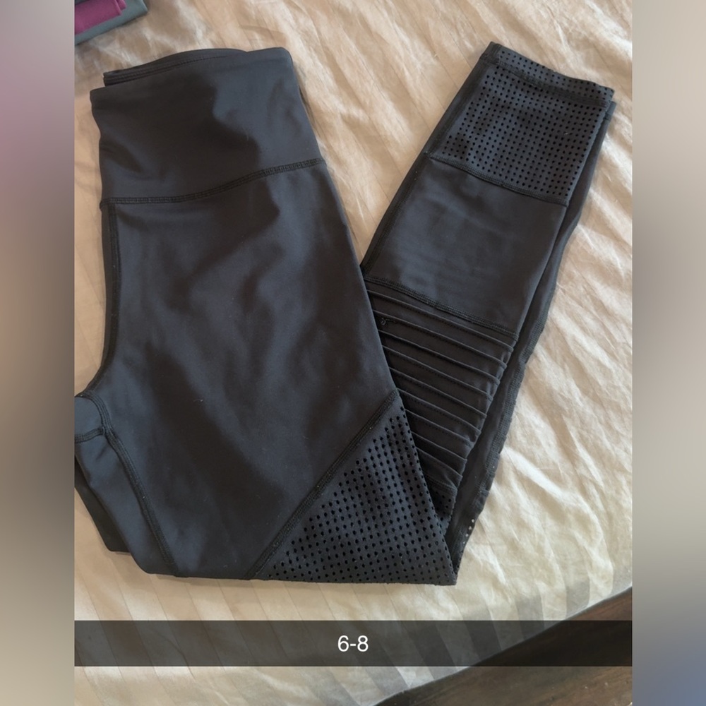 Zyia Black Leggings with Mesh Panels